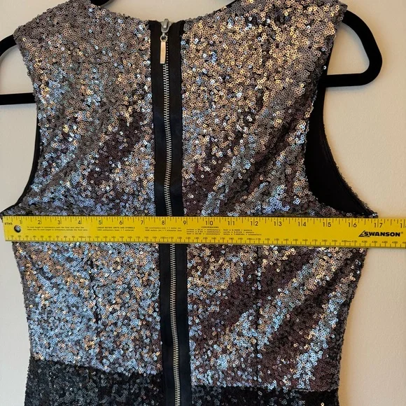 Nicole Miller Elegant Silver Black Sequin Dress Evening Occasion Date 0012 - Picture 10 of 15